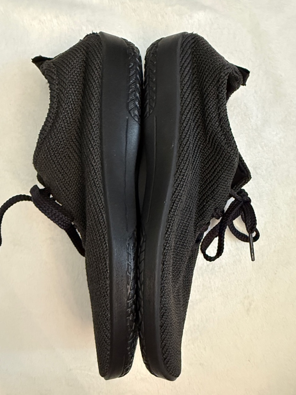 Arcopedico | LS Knit Shocks Vegan Walking Sneakers Black (EU 41 / US 9.5-10) - Picture 10 of 13